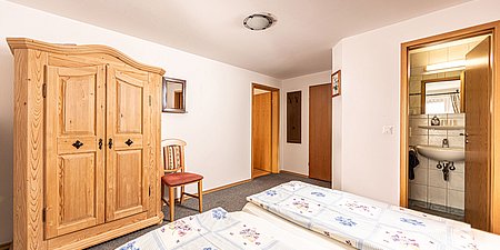 Schlafzimmer-Bodnerlehen4.jpg